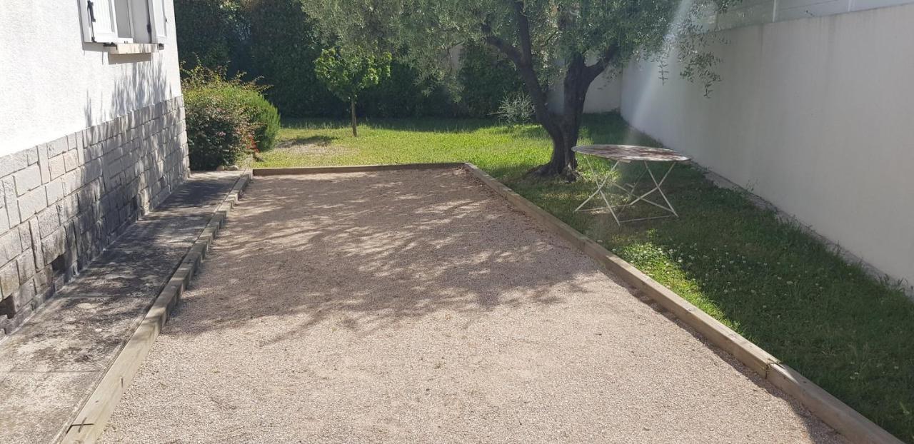 Studio Independant A La Villa Garlaban 3 Etoiles Gémenos Exteriör bild